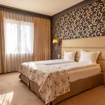 Ξενοδοχείο Dvoretsa 5*