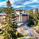 Dvoretsa Szálloda 5*