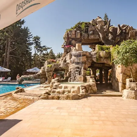 スパ ドヴォレトサ 5*