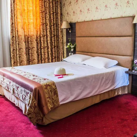 スパ ドヴォレトサ 5*