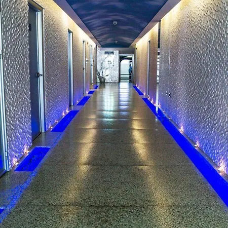 Dvoretsa Hotel