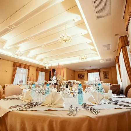 Dvoretsa Hotel