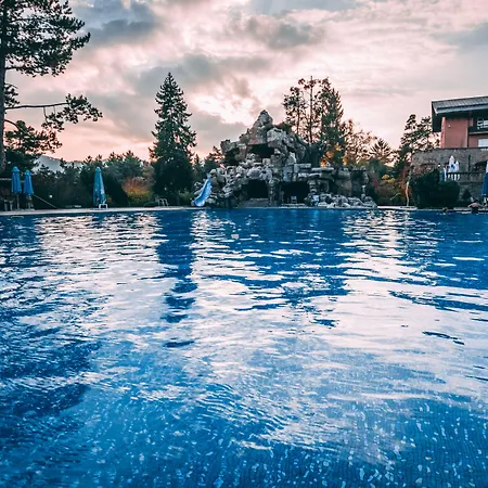 Dvoretsa Hotel Welingrad