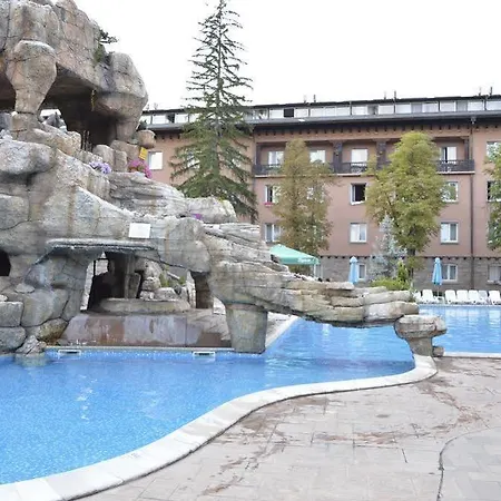 Hotel Dvoretsa