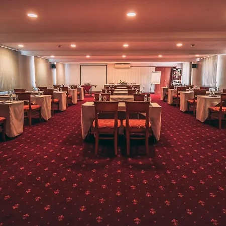 Dvoretsa Hotel