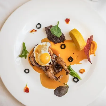 ホテル スパ ドヴォレトサ